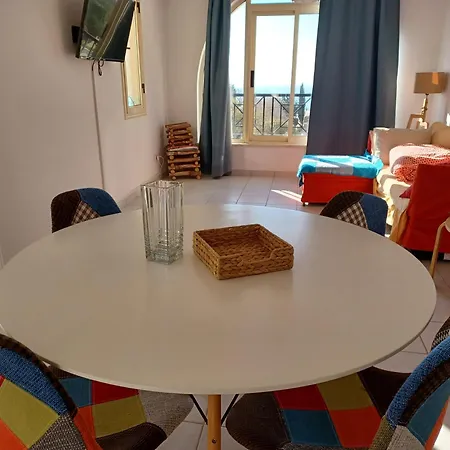 Apartament Sunset & Seaview At Avli Tala